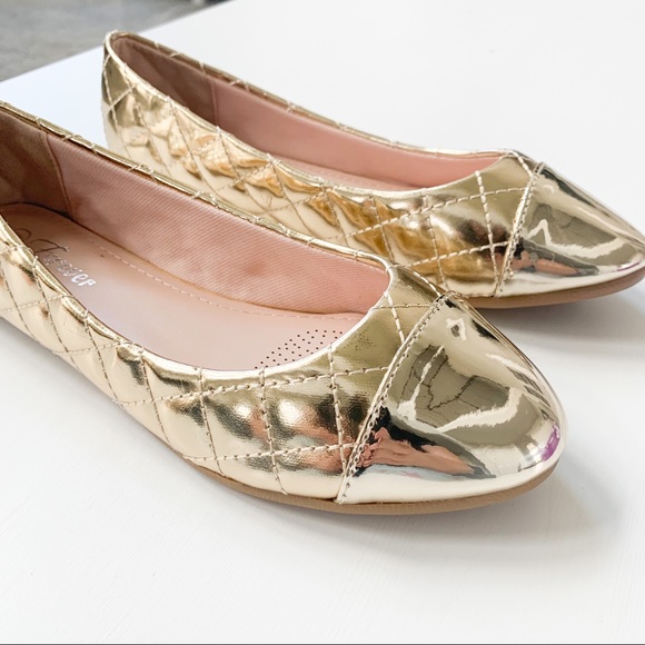 Used Forever Gold Quilted Flats Upgrade-14, size 8 (no box) - Picture 6 of 12